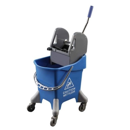 Cubo monoseno con prensa HCCP 32L. Compra accesorios de baño industriales en VenusCatalogo.com