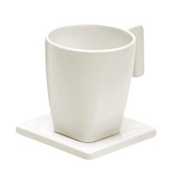 Taza y Plato MAESTRO 200 ml Marfil. Compra accesorios de baño para colectividades en VenusCatalogo.com